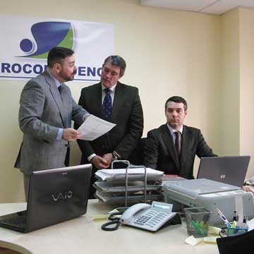 免费短信呼死你2023